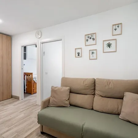 Coqueta Vivienda En Zona Tranquila 아파트 *